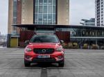Volvo XC40 D4 R-Design 2017 года (UK)